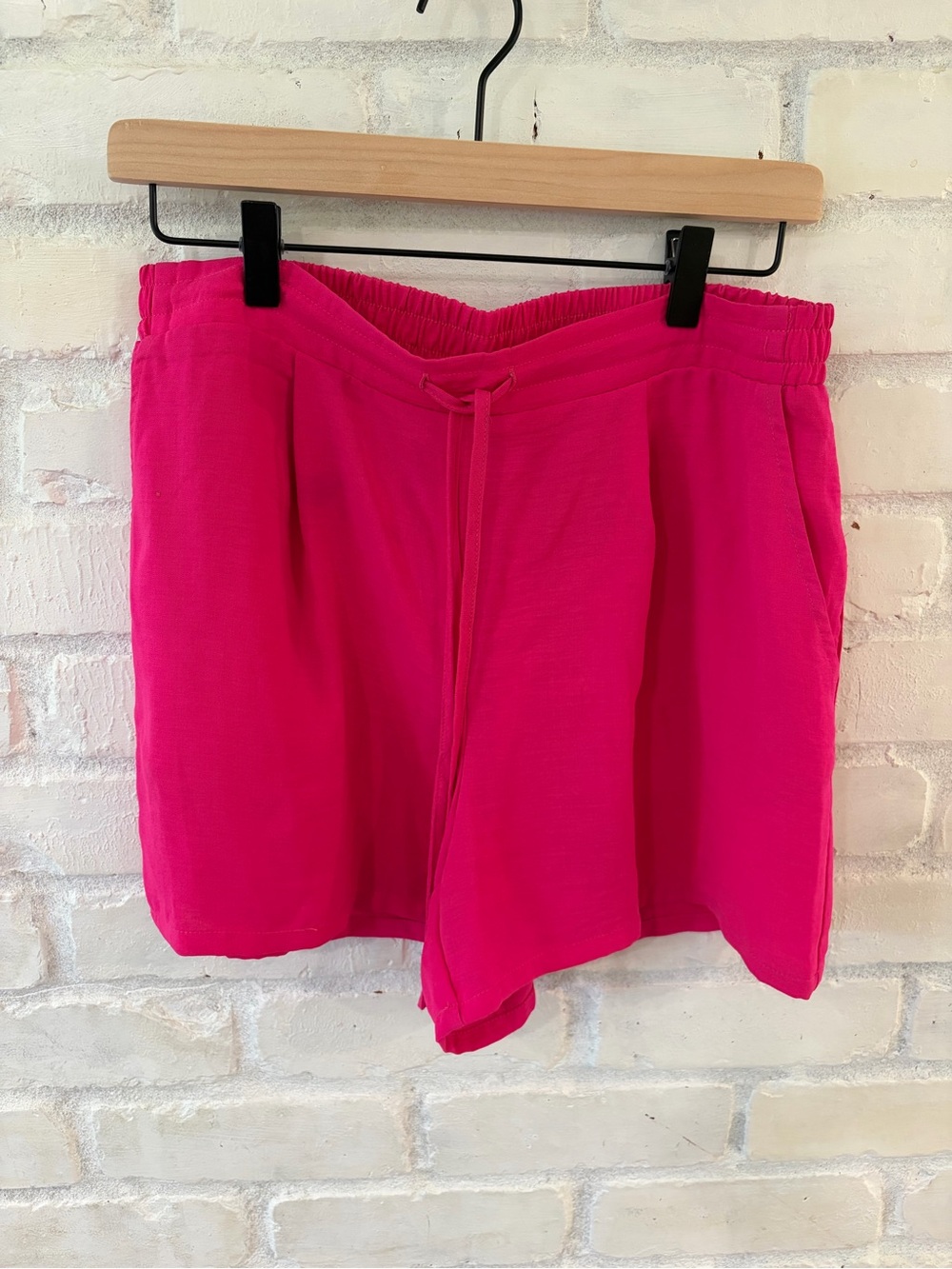 CeCe Hot Pink High-Waist Drawstring Shorts (B4)